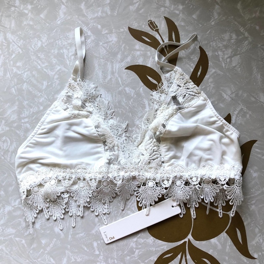 Lace Trim Bralette in White
